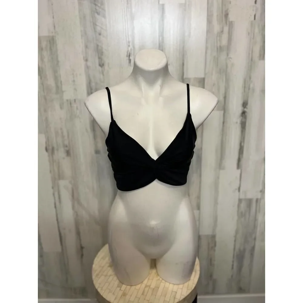 Forever 21 black crop top